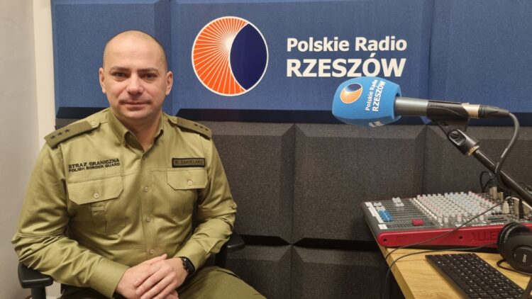 Por. Piotr Zakielarz gościem dnia w Polskim Radiu Rzeszów