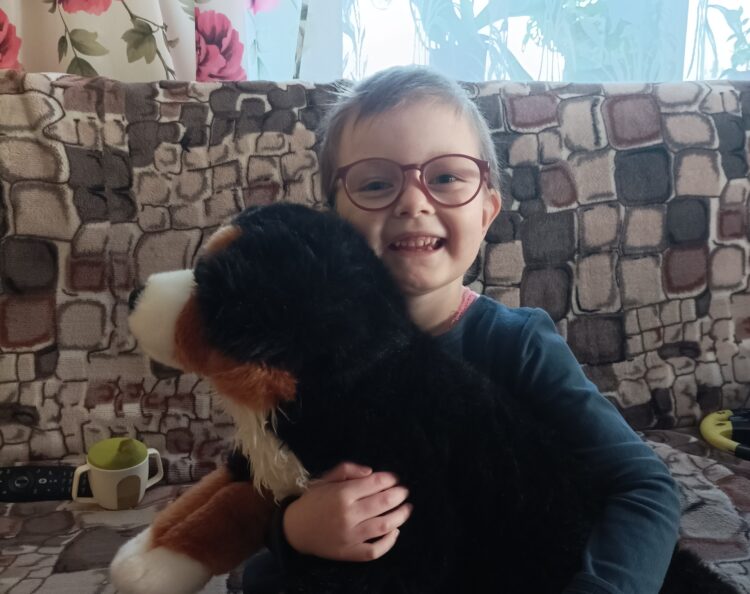 Mała mieszkanka Czudca od kilka lat walczy z nowotworem. Szansą na wyleczenie jest kosztowna immunoterapia