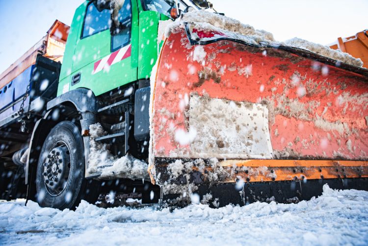 Ślisko na drogach w regionie. Meteorolodzy ostrzegają przed marznącymi opadami