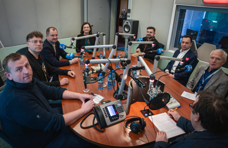 Podkarpacki panel polityczny o komisji w sprawie systemu Pegasus