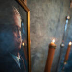 Trumna ze szczątkami ordynata Andrzeja Lubomirskiego jest już w pałacu Lubomirskich w Przeworsku (zdjęcia) 8 - Polskie Radio Rzeszów Trumna ze szczątkami ordynata Andrzeja Lubomirskiego jest już w pałacu Lubomirskich w Przeworsku (zdjęcia) - Polskie Radio Rzeszów