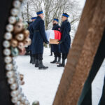 Trumna ze szczątkami ordynata Andrzeja Lubomirskiego jest już w pałacu Lubomirskich w Przeworsku (zdjęcia) 16 - Polskie Radio Rzeszów Trumna ze szczątkami ordynata Andrzeja Lubomirskiego jest już w pałacu Lubomirskich w Przeworsku (zdjęcia) - Polskie Radio Rzeszów