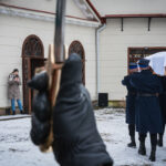 Trumna ze szczątkami ordynata Andrzeja Lubomirskiego jest już w pałacu Lubomirskich w Przeworsku (zdjęcia) 18 - Polskie Radio Rzeszów Trumna ze szczątkami ordynata Andrzeja Lubomirskiego jest już w pałacu Lubomirskich w Przeworsku (zdjęcia) - Polskie Radio Rzeszów