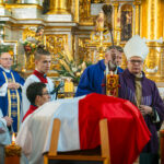 Uroczystości pogrzebowe księcia Lubomirskiego w Przeworsku (fotogaleria) 31 - Polskie Radio Rzeszów Uroczystości pogrzebowe księcia Lubomirskiego w Przeworsku (fotogaleria) - Polskie Radio Rzeszów