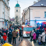 Tak gra WOŚP w Rzeszowie! Barwny korowód przeszedł ulicami miasta (zdjęcia) 62 - Polskie Radio Rzeszów Tak gra WOŚP w Rzeszowie! Barwny korowód przeszedł ulicami miasta (zdjęcia) - Polskie Radio Rzeszów
