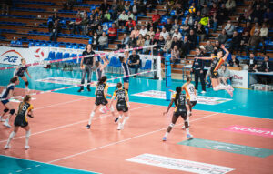 Siatkówka. Wygrana Rysic, pokonały UNi Opole 3:0 - Polskie Radio Rzeszów