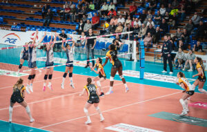 Siatkówka. Wygrana Rysic, pokonały UNi Opole 3:0 - Polskie Radio Rzeszów