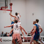 Wysoka wygrana II-ligowej Opteam Resovii (fotogaleria) 24 - Polskie Radio Rzeszów Wysoka wygrana II-ligowej Opteam Resovii (fotogaleria) - Polskie Radio Rzeszów