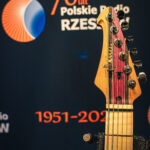 Koniec licytacji wyjątkowej gitary elektrycznej (zdjęcia) - Polskie Radio Rzeszów