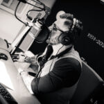 Koniec licytacji wyjątkowej gitary elektrycznej (zdjęcia) - Polskie Radio Rzeszów