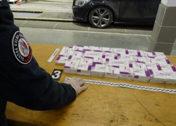 43-latek próbował przemycić do&nbsp;Polski sterydy