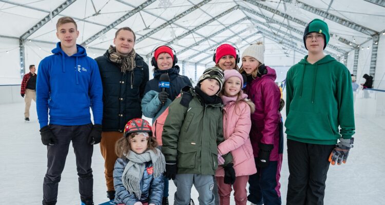 Zamkolandia z wizytą na lodowisku 1 - Polskie Radio Rzeszów Zamkolandia z wizytą na lodowisku