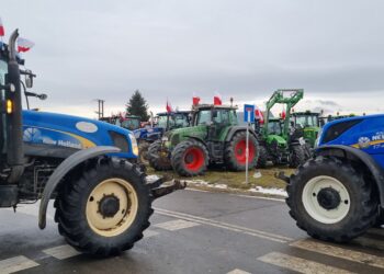 Rolnicy wznawiają protest w&nbsp;rejonie przejścia granicznego w&nbsp;Medyce