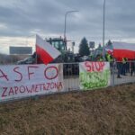 Od rana rolnicy blokują przejście graniczne w Medyce (zdjęcia) - Polskie Radio Rzeszów