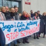 Sądowy finał obrony drzew w Przemyślu (zdjęcia) - Polskie Radio Rzeszów