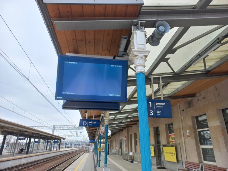 Dynamiczna informacja pasażerska na stacji Rzeszów Główny