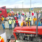 Kolejne protesty przed przejściami granicznymi i na drogach regionu. Rolnicy zaostrzają akcję (zdjęcia) 58 - Polskie Radio Rzeszów Kolejne protesty przed przejściami granicznymi i na drogach regionu. Rolnicy zaostrzają akcję (zdjęcia) - Polskie Radio Rzeszów