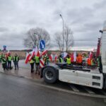 Kolejne protesty przed przejściami granicznymi i na drogach regionu. Rolnicy zaostrzają akcję (zdjęcia) 50 - Polskie Radio Rzeszów Kolejne protesty przed przejściami granicznymi i na drogach regionu. Rolnicy zaostrzają akcję (zdjęcia) - Polskie Radio Rzeszów