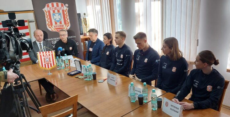 Lekkoatlektyka. Medalowe żniwo CWKS Resovii