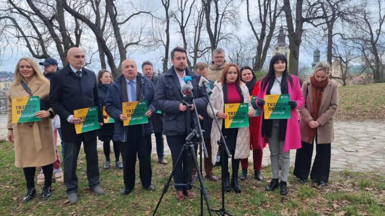 Trzecia Droga zaprezentowała kandydata na prezydenta Przemyśla 1 - Polskie Radio Rzeszów Trzecia Droga zaprezentowała kandydata na prezydenta Przemyśla