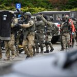 Ćwiczenia policyjnych kontrterrorystów w stolicy Podkarpacia (fotogaleria) 29 - Polskie Radio Rzeszów Ćwiczenia policyjnych kontrterrorystów w stolicy Podkarpacia (fotogaleria) - Polskie Radio Rzeszów