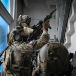 Ćwiczenia policyjnych kontrterrorystów w stolicy Podkarpacia (fotogaleria) 36 - Polskie Radio Rzeszów Ćwiczenia policyjnych kontrterrorystów w stolicy Podkarpacia (fotogaleria) - Polskie Radio Rzeszów