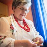 Tłusty czwartek z Kołem Gospodyń Wiejskich w Jaworniku Polskim (fotogaleria) 21 - Polskie Radio Rzeszów Tłusty czwartek z Kołem Gospodyń Wiejskich w Jaworniku Polskim (fotogaleria) - Polskie Radio Rzeszów