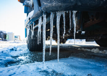 Meteorolodzy ostrzegają przed&nbsp;oblodzeniem dróg i&nbsp;chodników na&nbsp;Podkarpaciu