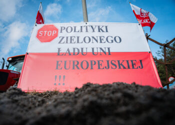 Protest rolników na&nbsp;placu Defilad w&nbsp;Warszawie
