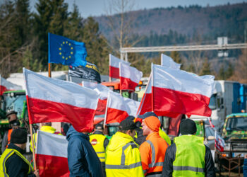 Protesty rolników i&nbsp;kolejki do&nbsp;przejść granicznych w&nbsp;regionie