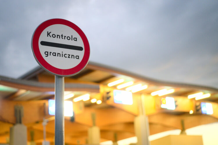 Tymczasowe kontrole na granicy polsko-słowackiej zostają przedłużone do 2 marca