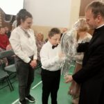 100 paczek dla niepełnosprawnych dzieci od Caritas 4 - Polskie Radio Rzeszów 100 paczek dla niepełnosprawnych dzieci od Caritas - Polskie Radio Rzeszów