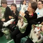 100 paczek dla niepełnosprawnych dzieci od Caritas 6 - Polskie Radio Rzeszów 100 paczek dla niepełnosprawnych dzieci od Caritas - Polskie Radio Rzeszów