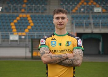 Piłka nożna. Siarka z nowym obrońcą