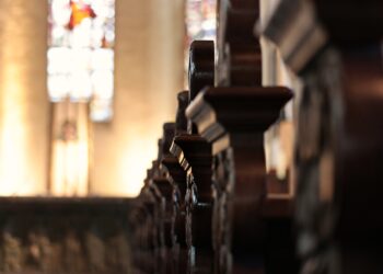 35,7 proc. Polaków za&nbsp;usunięciem lekcji religii. 25 proc. za&nbsp;utrzymaniem status quo