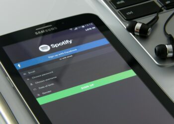 Oszuści podszywają się pod&nbsp;platformę Spotify