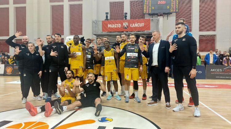 Sokoły wreszcie wygrały