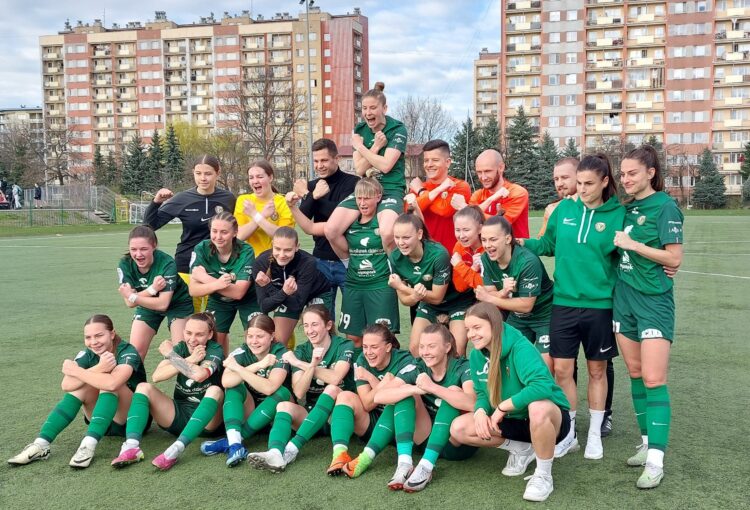 Piłka nożna. Resovia odpadła w 1/4 Pucharu Polski