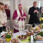 Wielkanocne śniadanie Caritas w Przemyślu 3 - Polskie Radio Rzeszów Wielkanocne śniadanie Caritas w Przemyślu - Polskie Radio Rzeszów