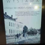 "Szkoła na przestrzeni wieków". Wystawa w Kolbuszowej 18 - Polskie Radio Rzeszów "Szkoła na przestrzeni wieków". Wystawa w Kolbuszowej - Polskie Radio Rzeszów