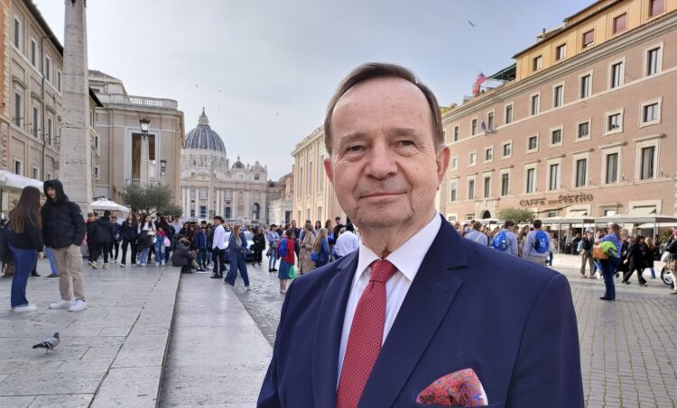 GOŚĆ DNIA. Marszałek Ortyl u papieża w Watykanie 1 - Polskie Radio Rzeszów GOŚĆ DNIA. Marszałek Ortyl u papieża w Watykanie