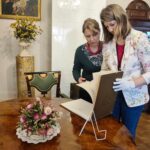 Cenny album sprzed prawie 200 lat w zbiorach Muzeum Dzieduszyckich w Zarzeczu - Polskie Radio Rzeszów