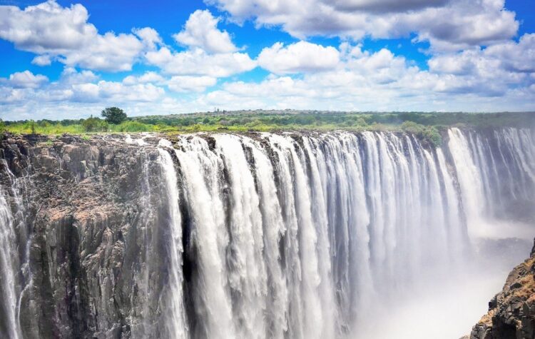 Z powodu suszy wysycha jeden z siedmiu naturalnych cudów świata