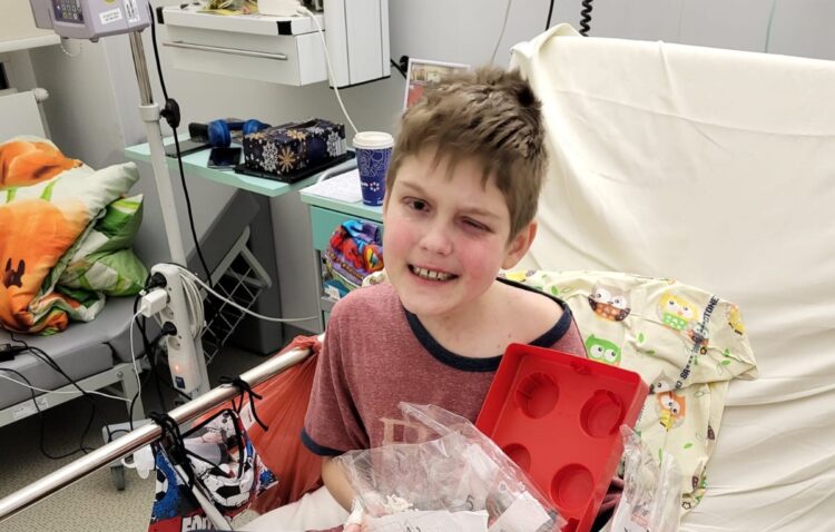 Ignaś cierpi na rzadką chorobę. Na ciele ma rumieńce wyglądające jak poparzenia