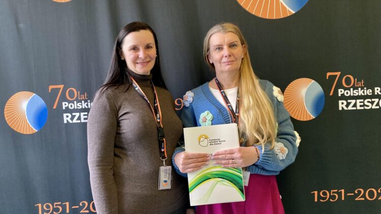 Czy możliwy jest świat bez sierot? Refleksje po forum w Tajlandii 1 - Polskie Radio Rzeszów Czy możliwy jest świat bez sierot? Refleksje po forum w Tajlandii