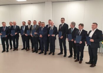 Rozwój komunikacji w&nbsp;powiatach. Porozumienie „Czwórmiasta”