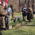 Dąb Pamięci por. Henryka Cybulskiego w Szydłowcu - Polskie Radio Rzeszów