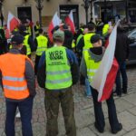 Protest rolników przed urzędem wojewódzkim w Rzeszowie 3 - Polskie Radio Rzeszów Protest rolników przed urzędem wojewódzkim w Rzeszowie - Polskie Radio Rzeszów