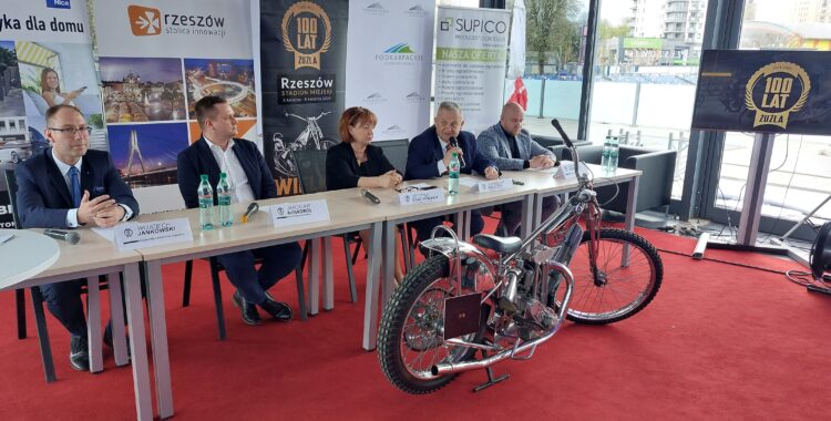 Żużel. Jubileuszowa wystawa w Rzeszowie