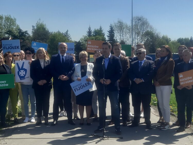 Prezydent Warszawy, Rafał Trzaskowski poparł Konrada Fijołka 1 - Polskie Radio Rzeszów Prezydent Warszawy, Rafał Trzaskowski poparł Konrada Fijołka